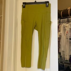 Fast and Free Lululemon Crop Leggings